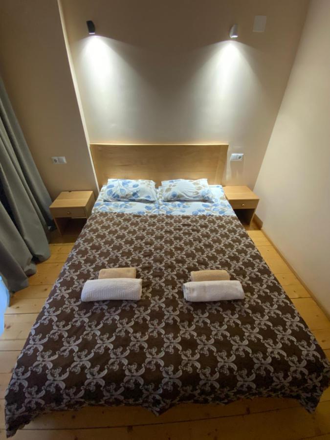 Sana Guest House Mestia Eksteriør billede
