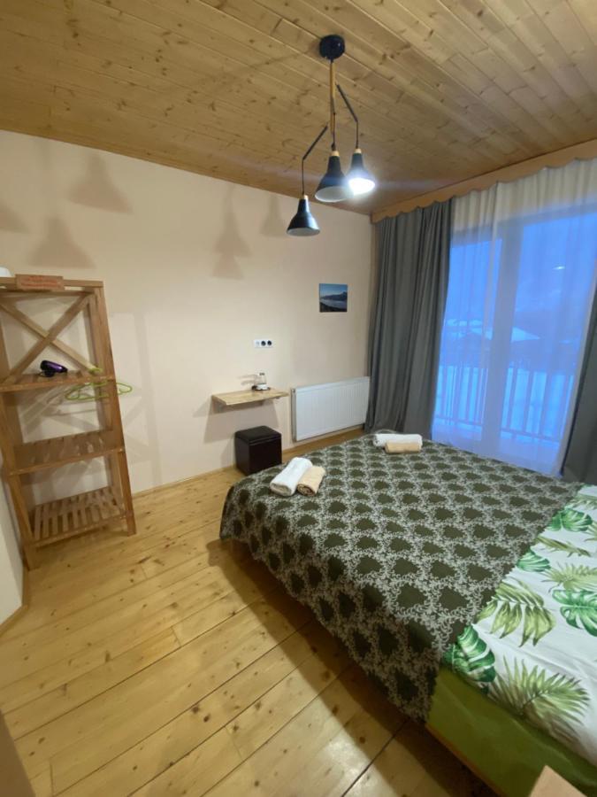 Sana Guest House Mestia Eksteriør billede